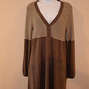 New  BCBG MaxAzria Sweater Dress Size L  NWT